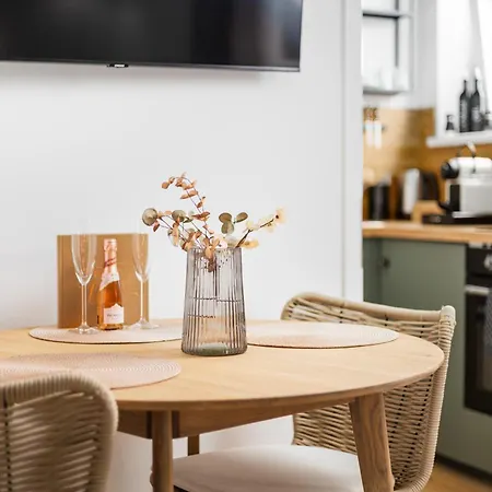 Stylisches Apartment In Linz Mit Balkon * Linz