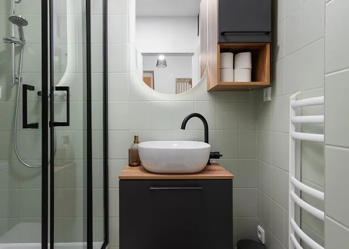 Stylisches In Mit Netflix & Balkon Lägenhet